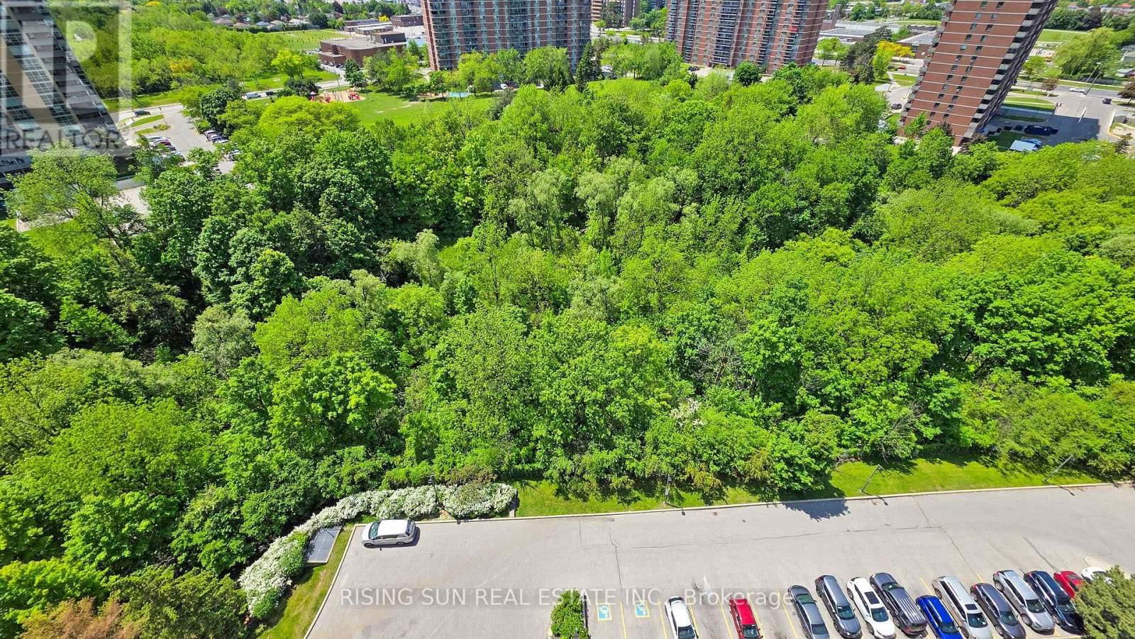 1810 - 5 ROWNTREE ROAD Image 38