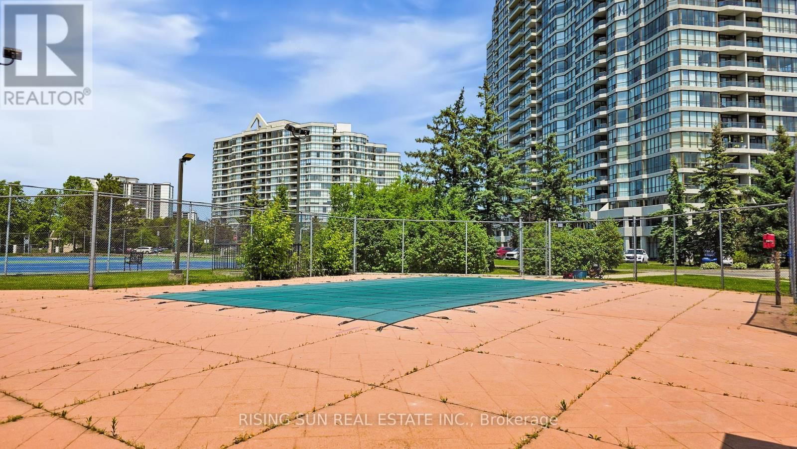 1810 - 5 ROWNTREE ROAD Image 46