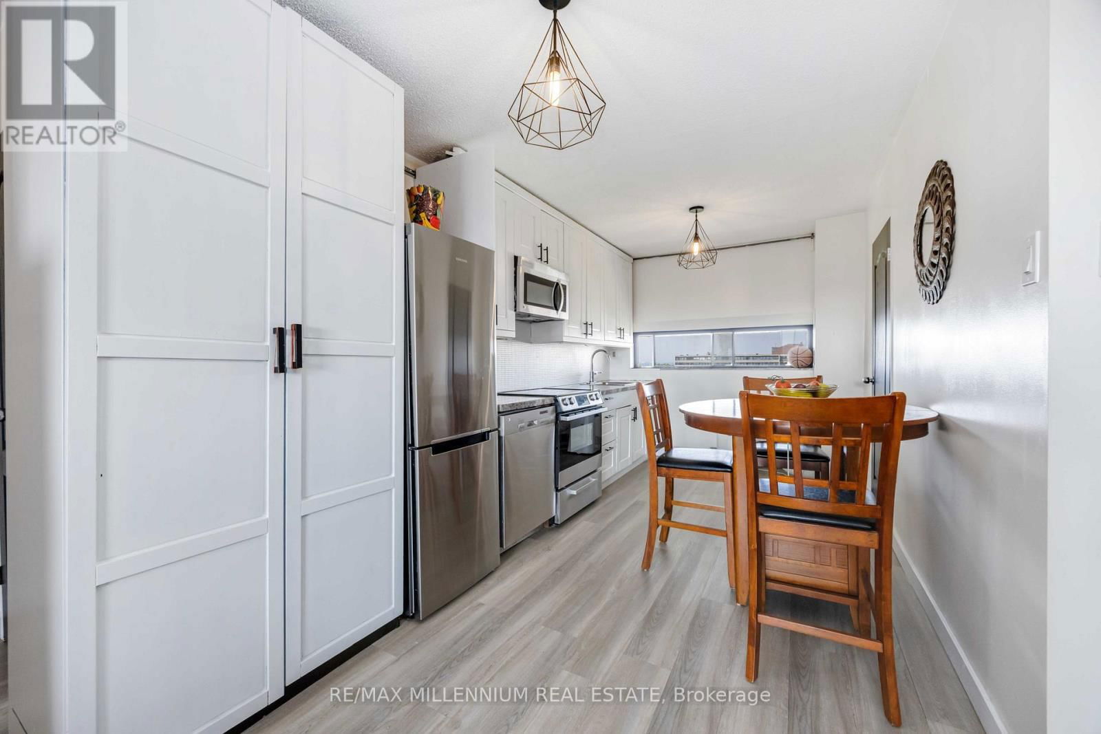 720 - 4645 JANE STREET Image 17