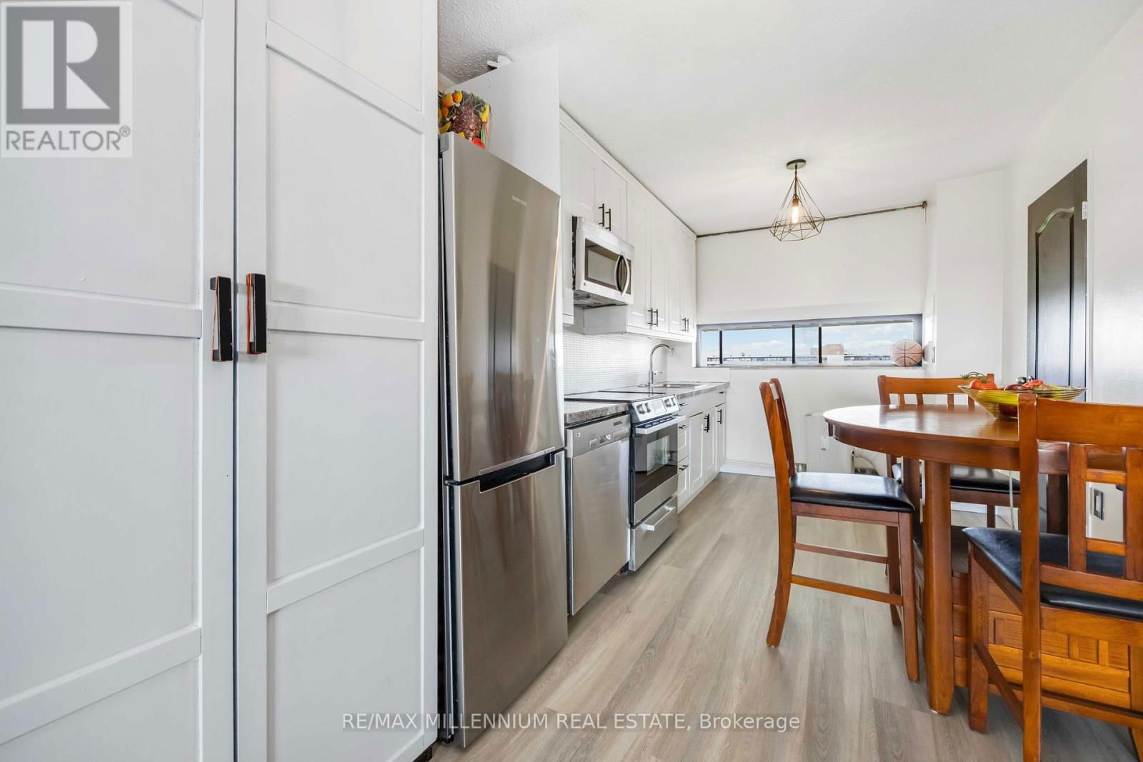 720 - 4645 JANE STREET Image 18