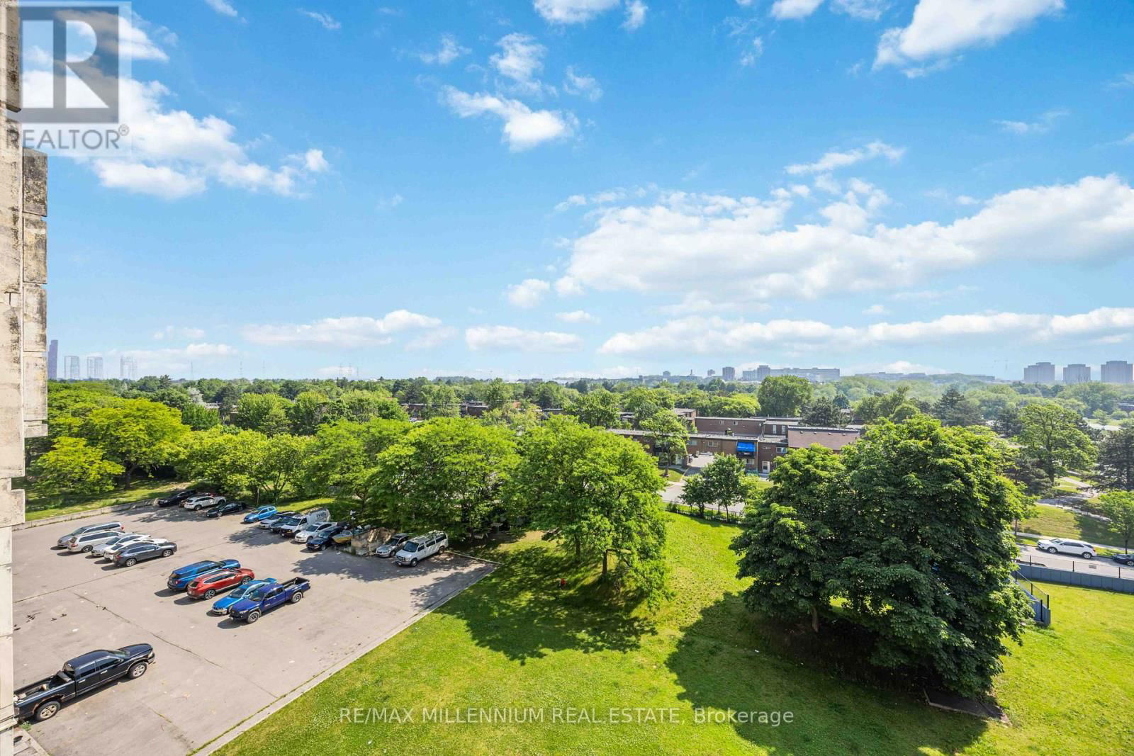 720 - 4645 JANE STREET Image 31