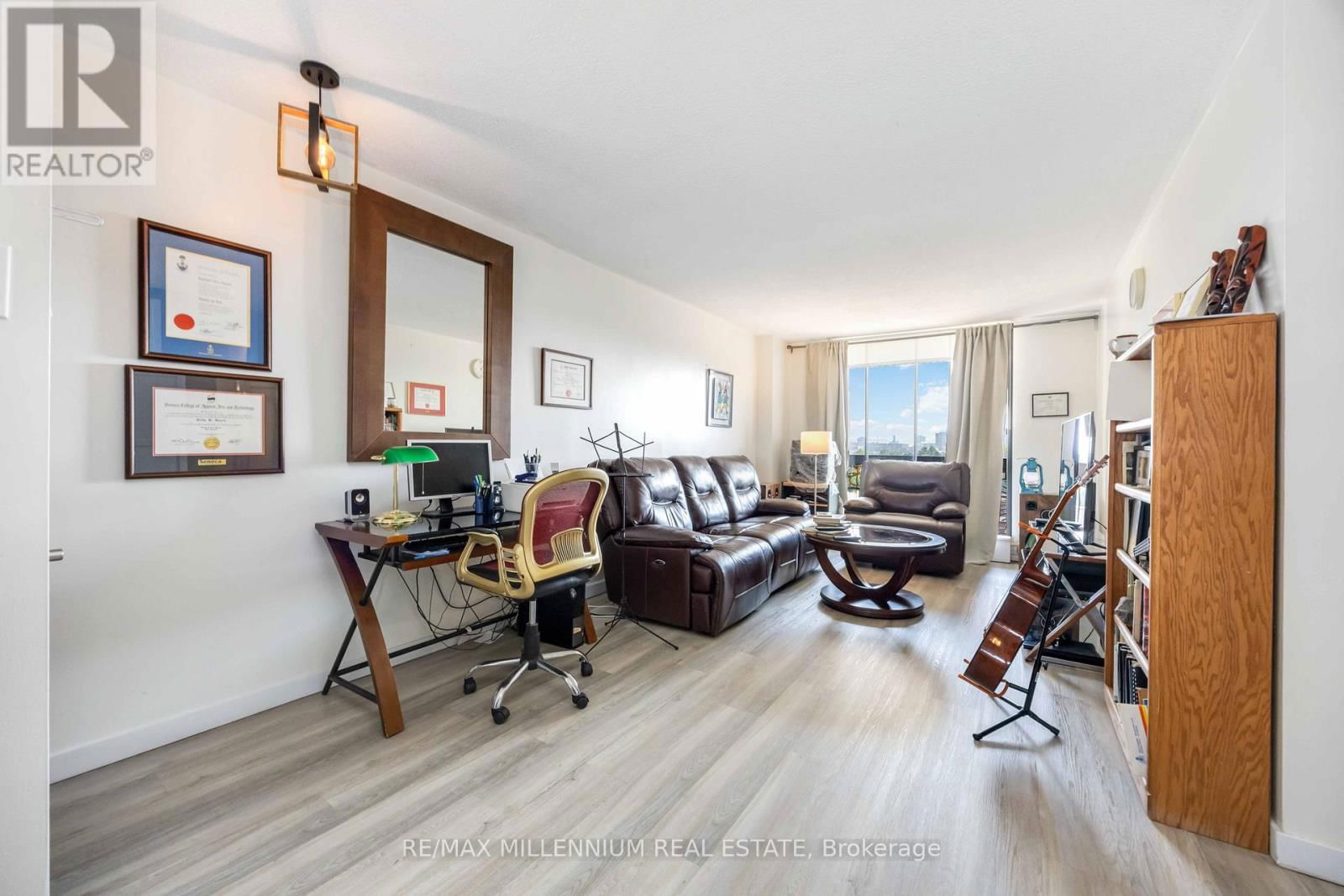 720 - 4645 JANE STREET Image 9