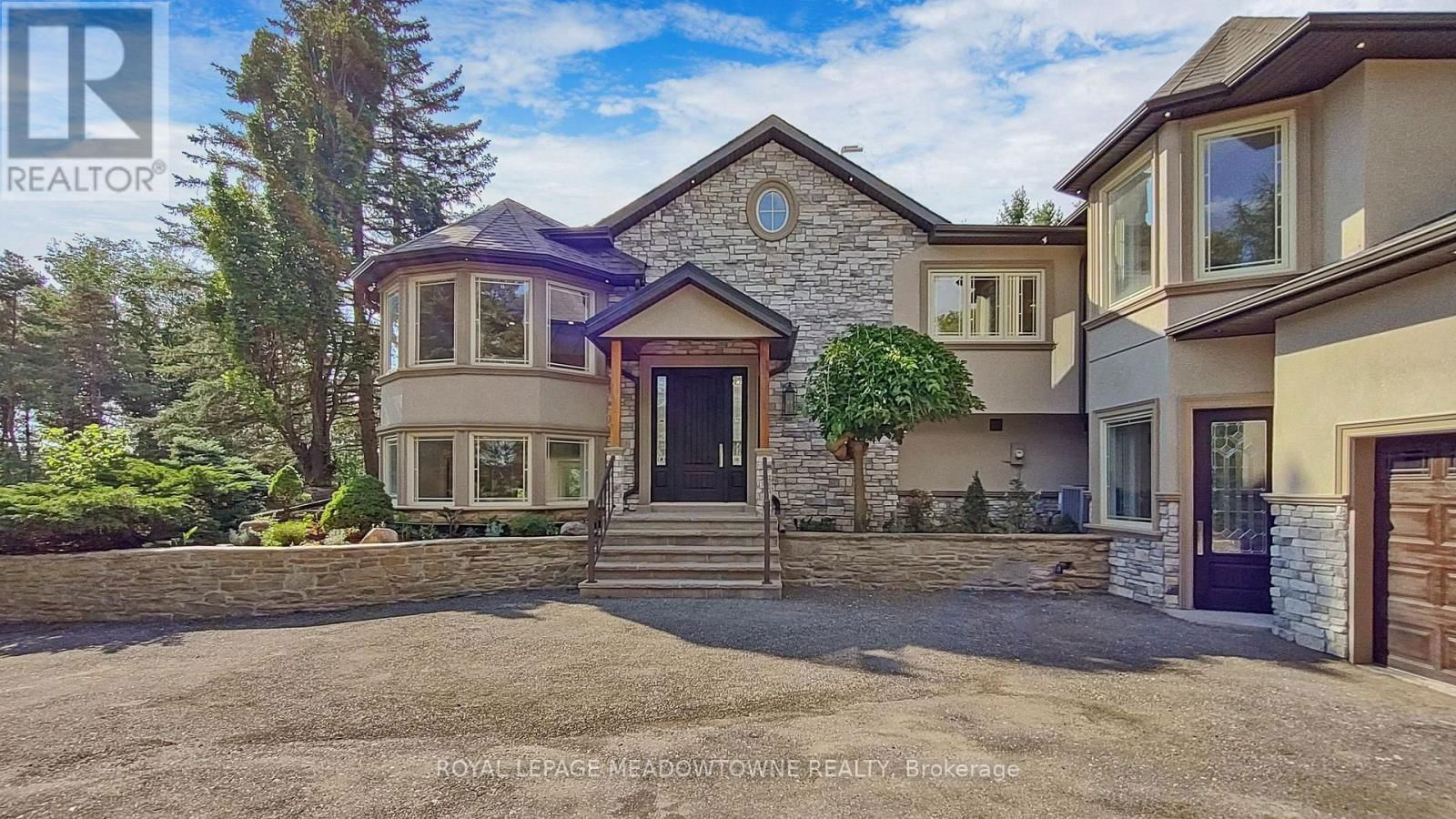 13867 HERITAGE ROAD Image 32