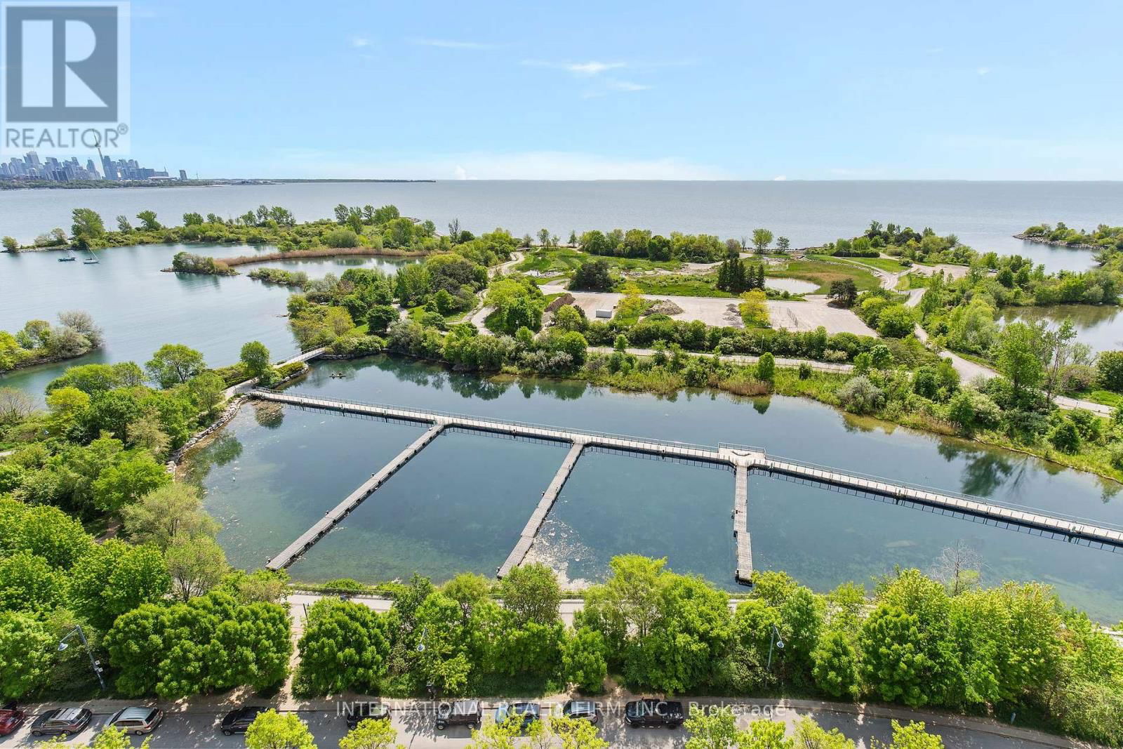 1409 - 20 SHORE BREEZE DRIVE Image 3