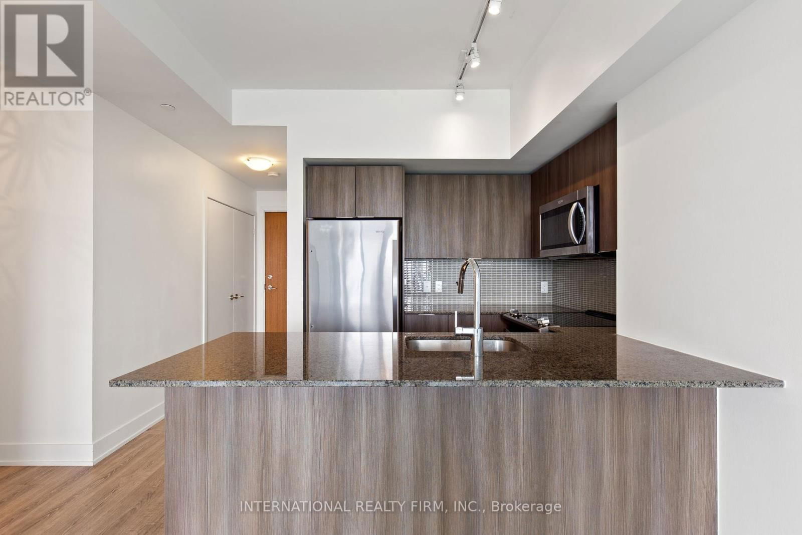 1409 - 20 SHORE BREEZE DRIVE Image 9