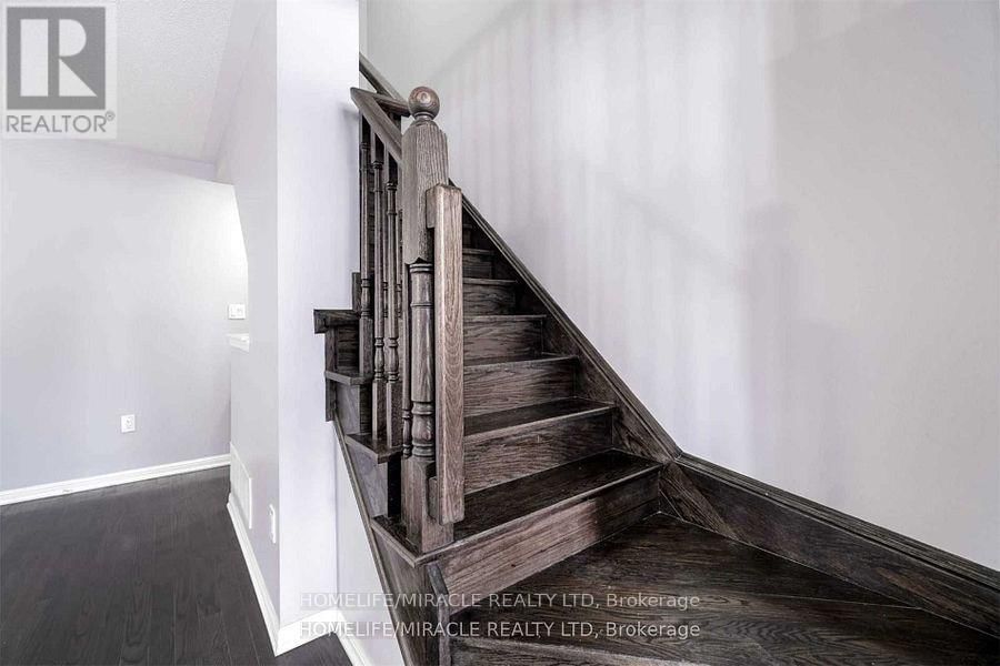 43 COLONEL FRANK CHENG CRESCENT Image 19