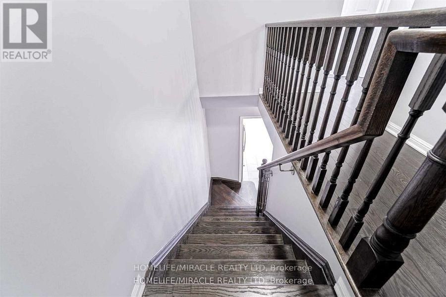 43 COLONEL FRANK CHENG CRESCENT Image 20