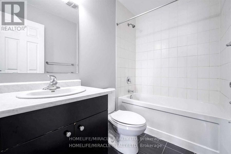 43 COLONEL FRANK CHENG CRESCENT Image 27