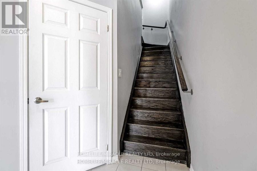 43 COLONEL FRANK CHENG CRESCENT Image 4