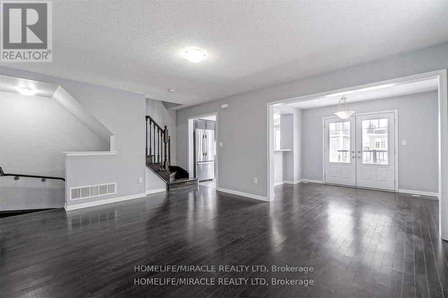 43 COLONEL FRANK CHENG CRESCENT Image 8