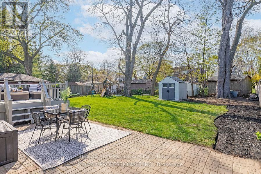 10 WOODBURY PLACE Image 39