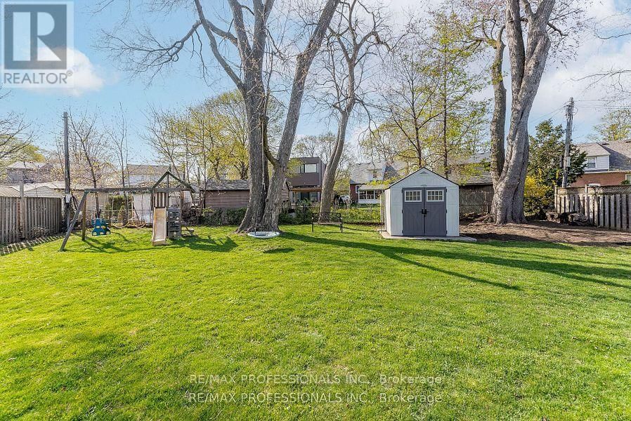 10 WOODBURY PLACE Image 41