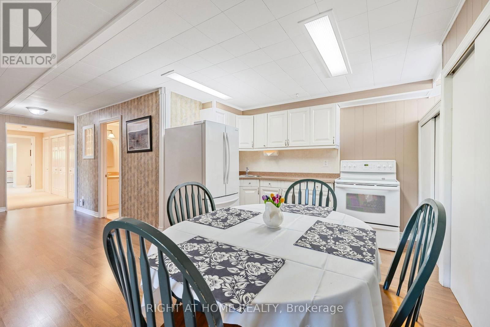 42 VALLEYVIEW ROAD Image 25