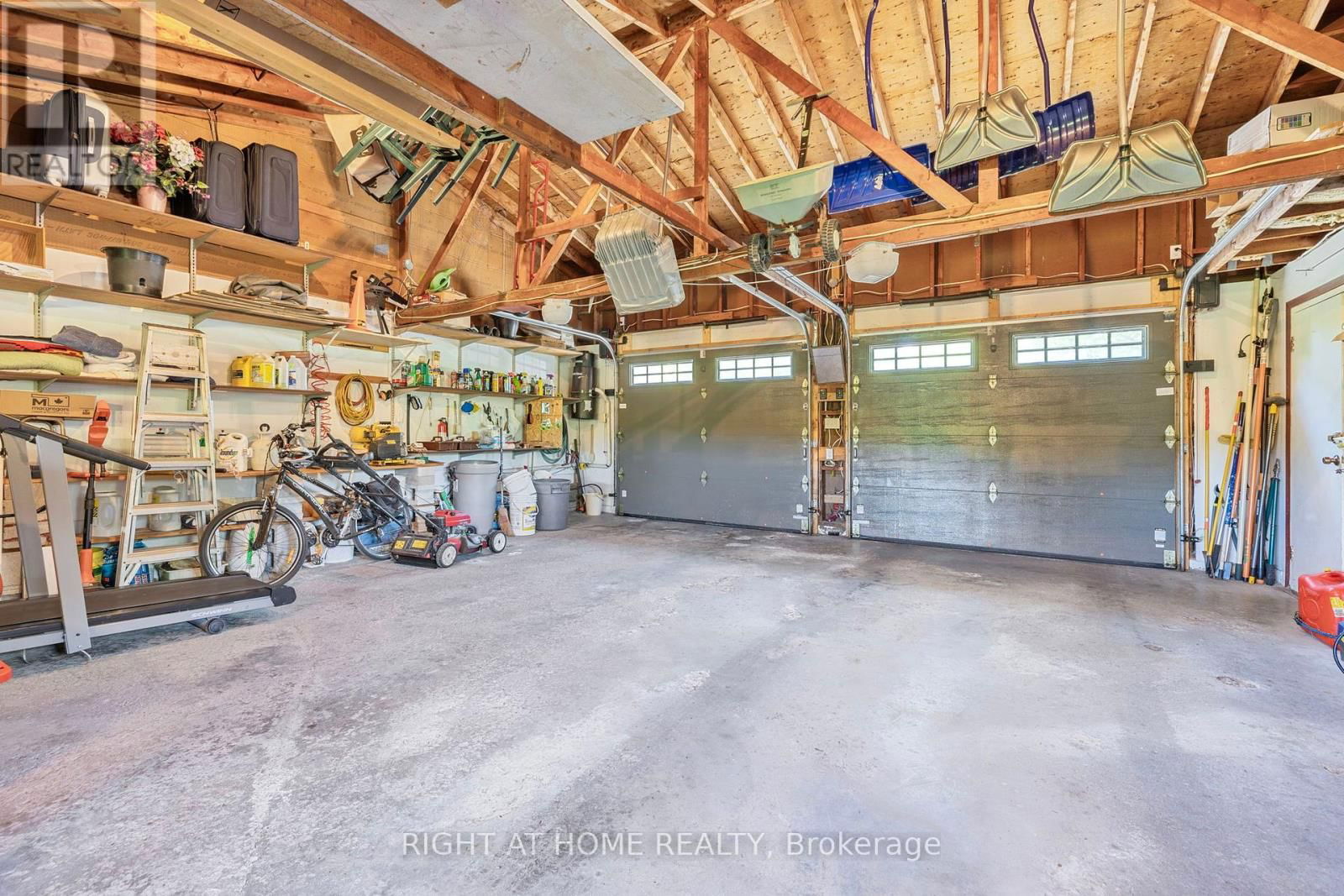 42 VALLEYVIEW ROAD Image 35