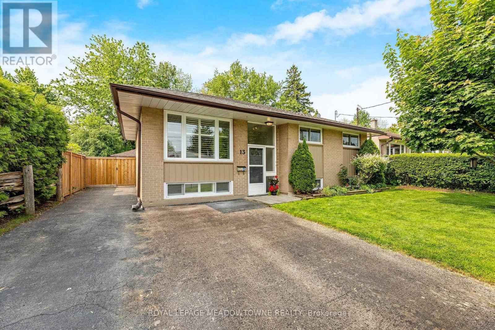 13 GOWER COURT Image 1