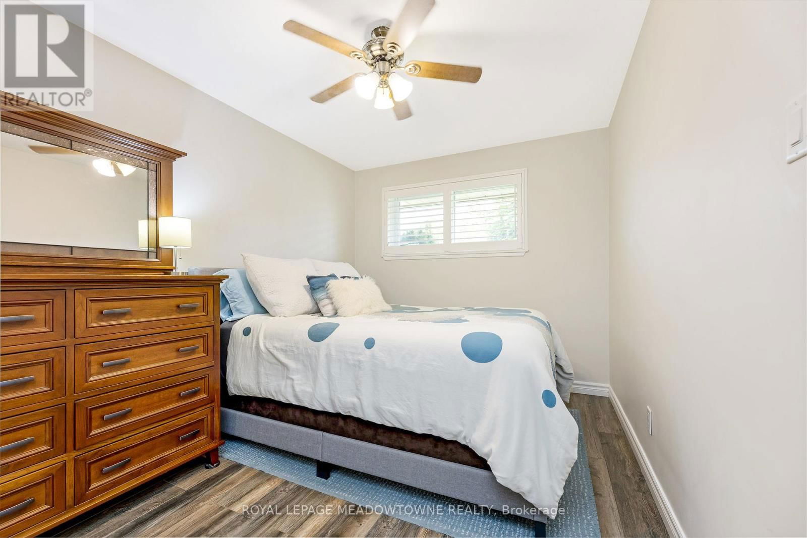 13 GOWER COURT Image 14