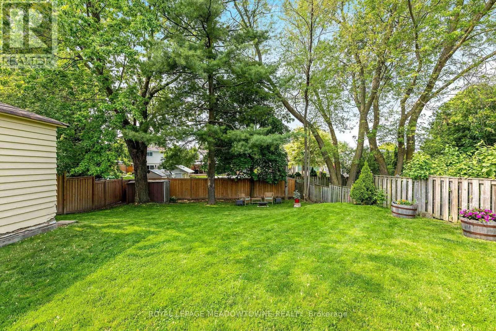 13 GOWER COURT Image 29
