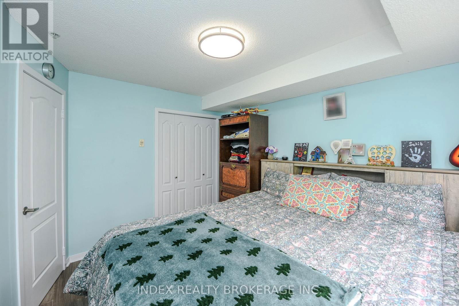 1218 - 8 DAYSPRING CIRCLE Image 23