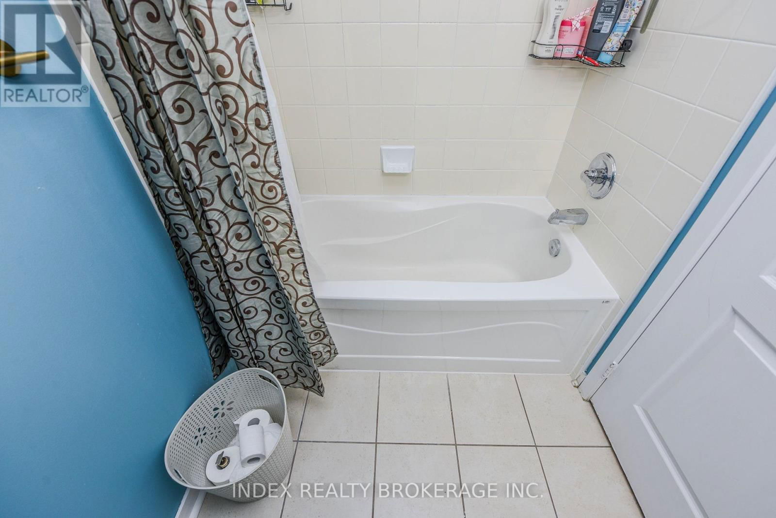 1218 - 8 DAYSPRING CIRCLE Image 29