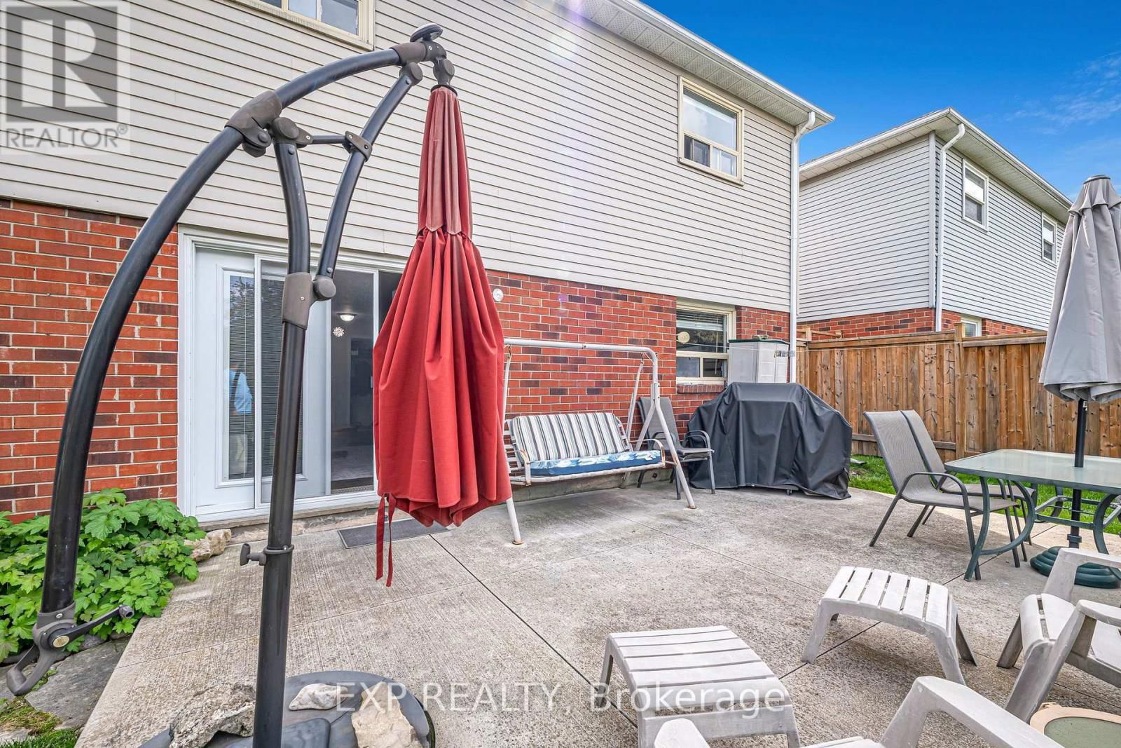 47 FLORIBUNDA CRESCENT Image 41