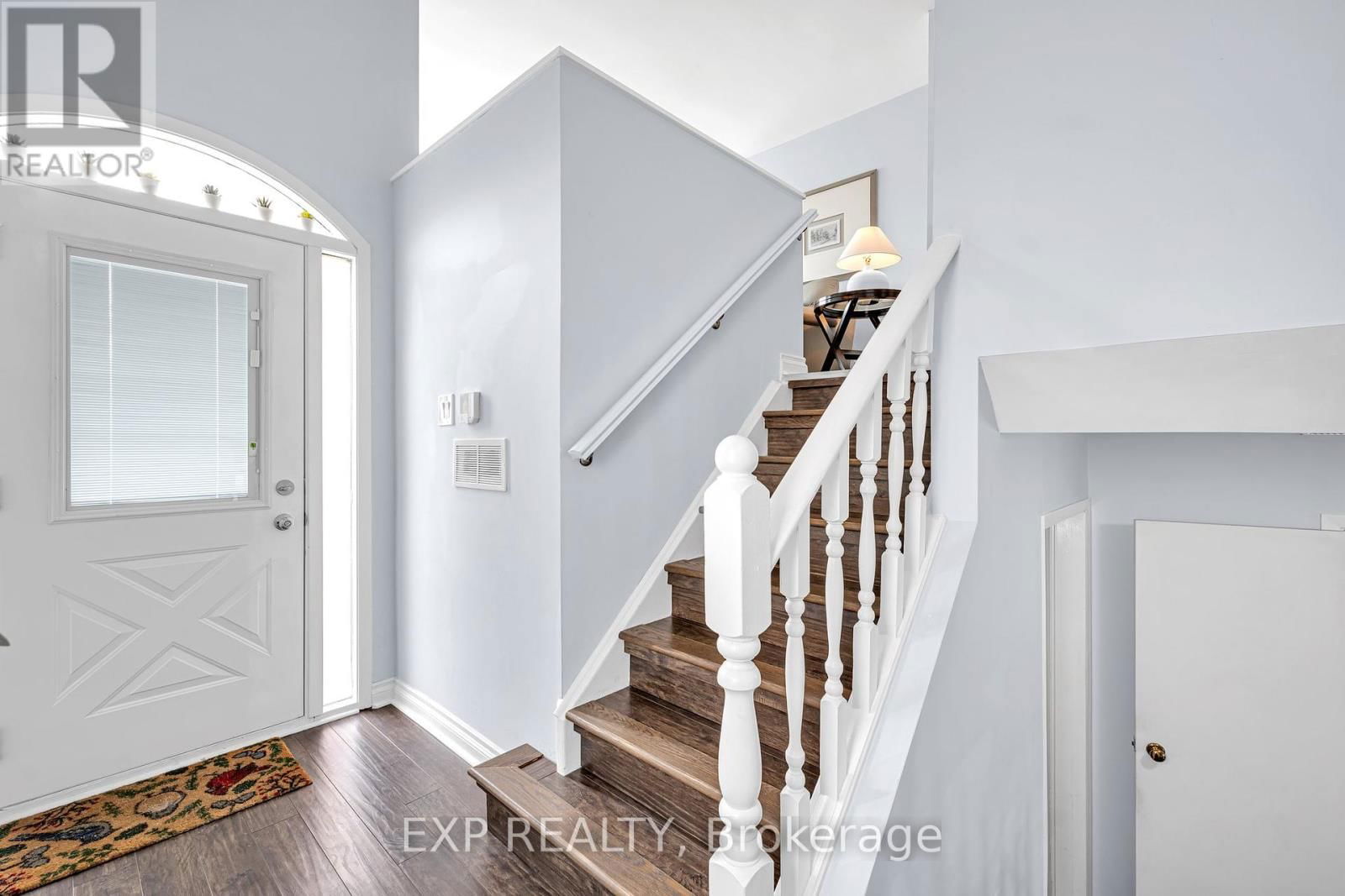 47 FLORIBUNDA CRESCENT Image 6
