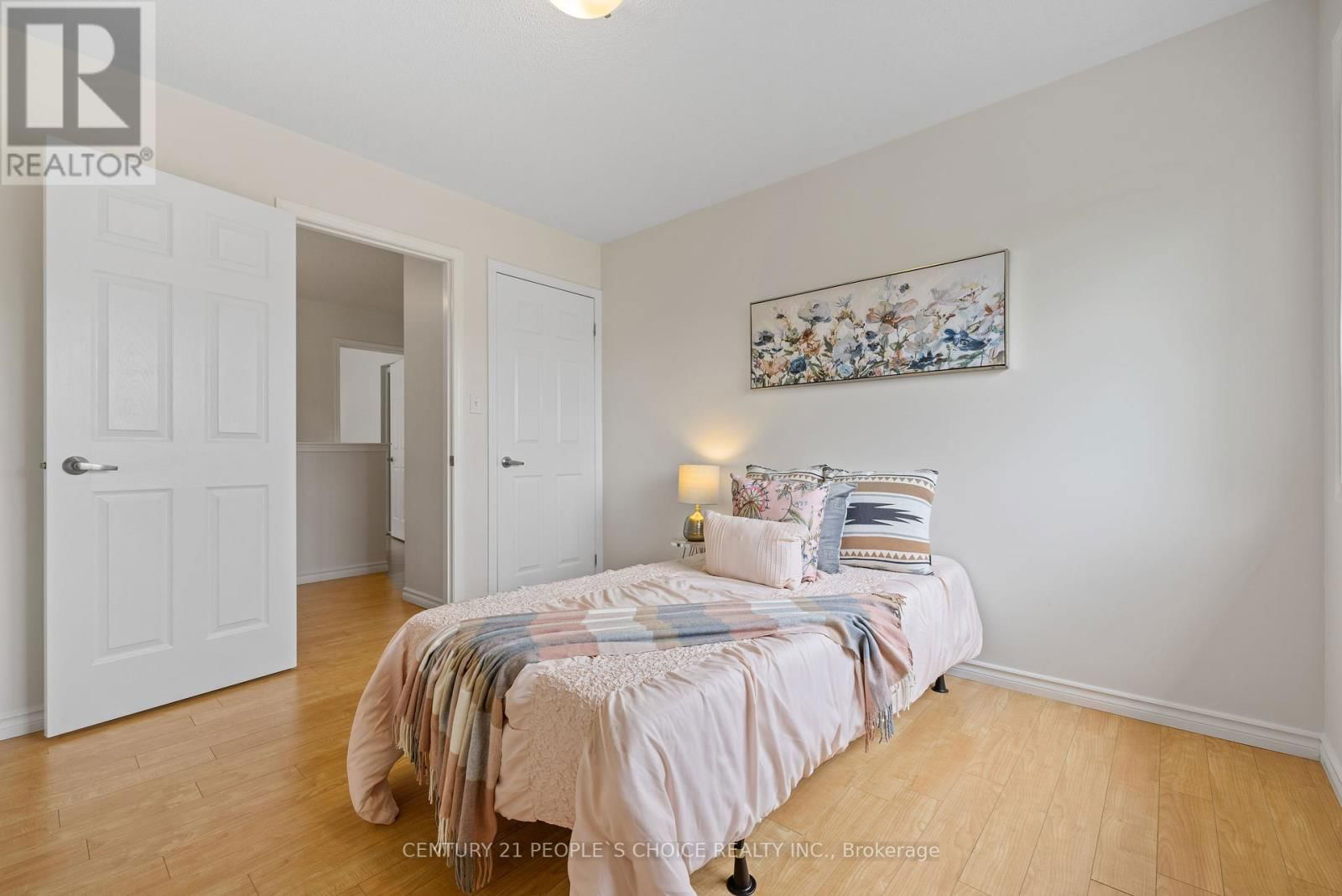 2490 VALLEYRIDGE DRIVE Image 23