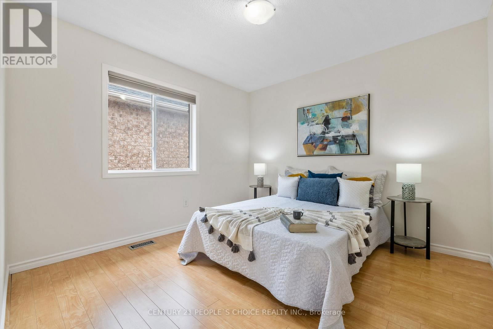 2490 VALLEYRIDGE DRIVE Image 24