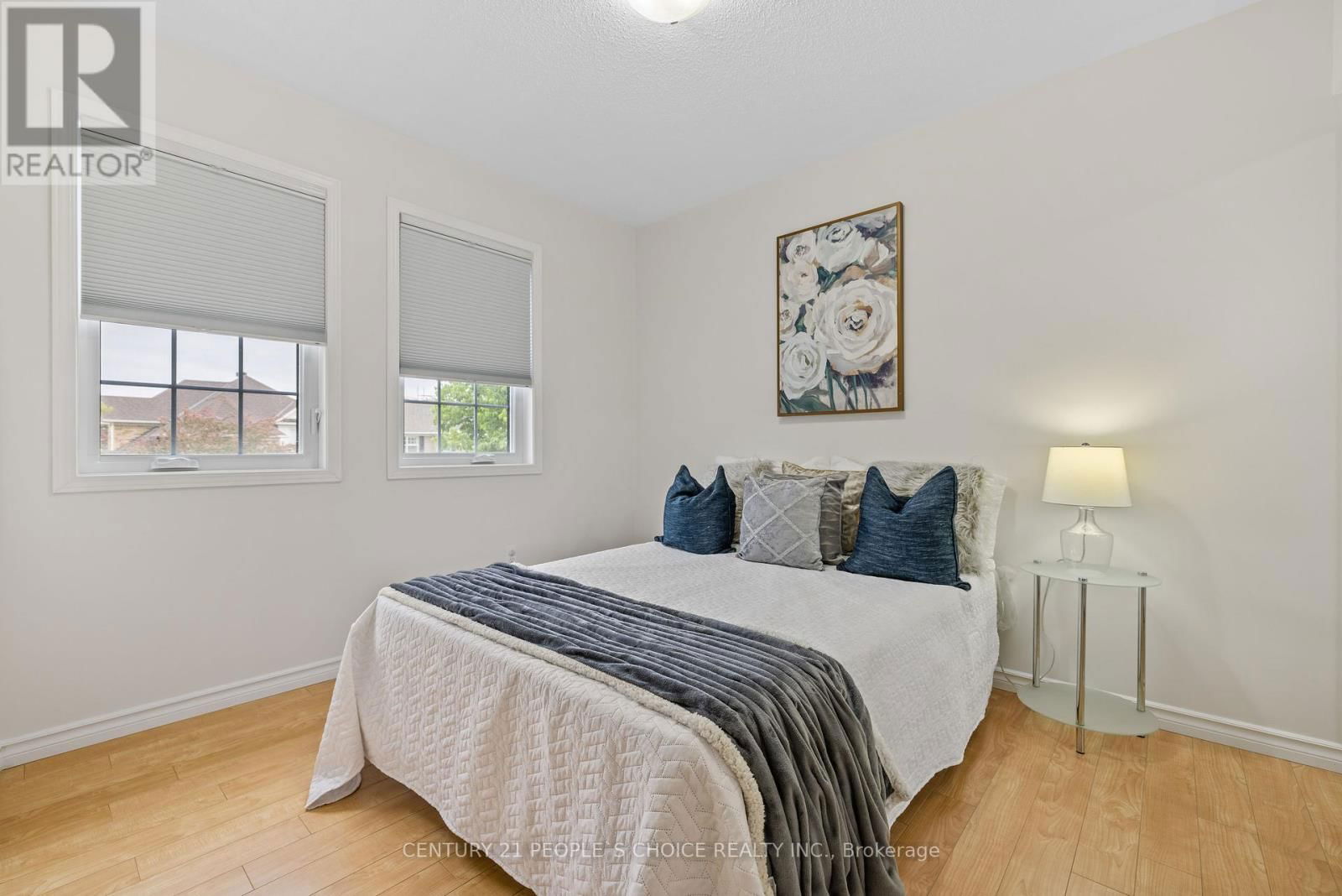 2490 VALLEYRIDGE DRIVE Image 26