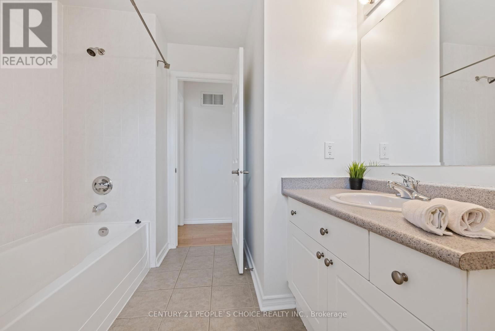 2490 VALLEYRIDGE DRIVE Image 29