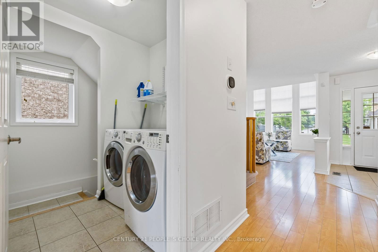 2490 VALLEYRIDGE DRIVE Image 36