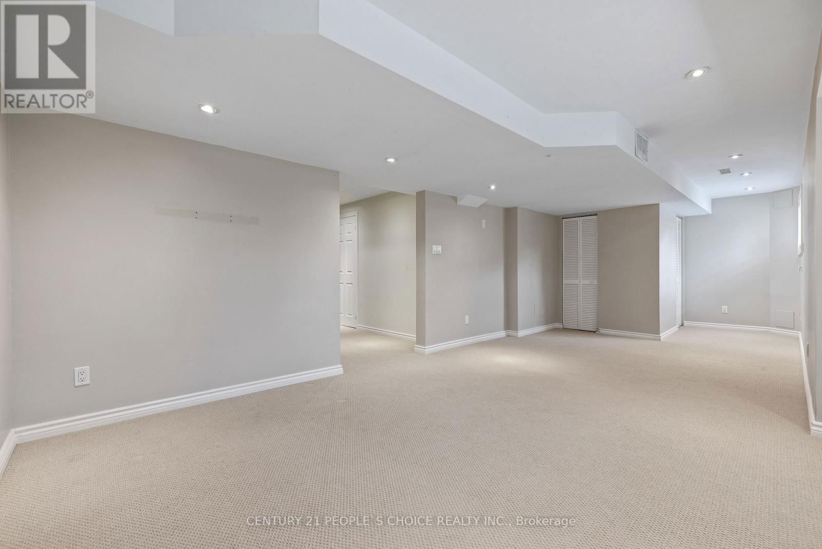 2490 VALLEYRIDGE DRIVE Image 38