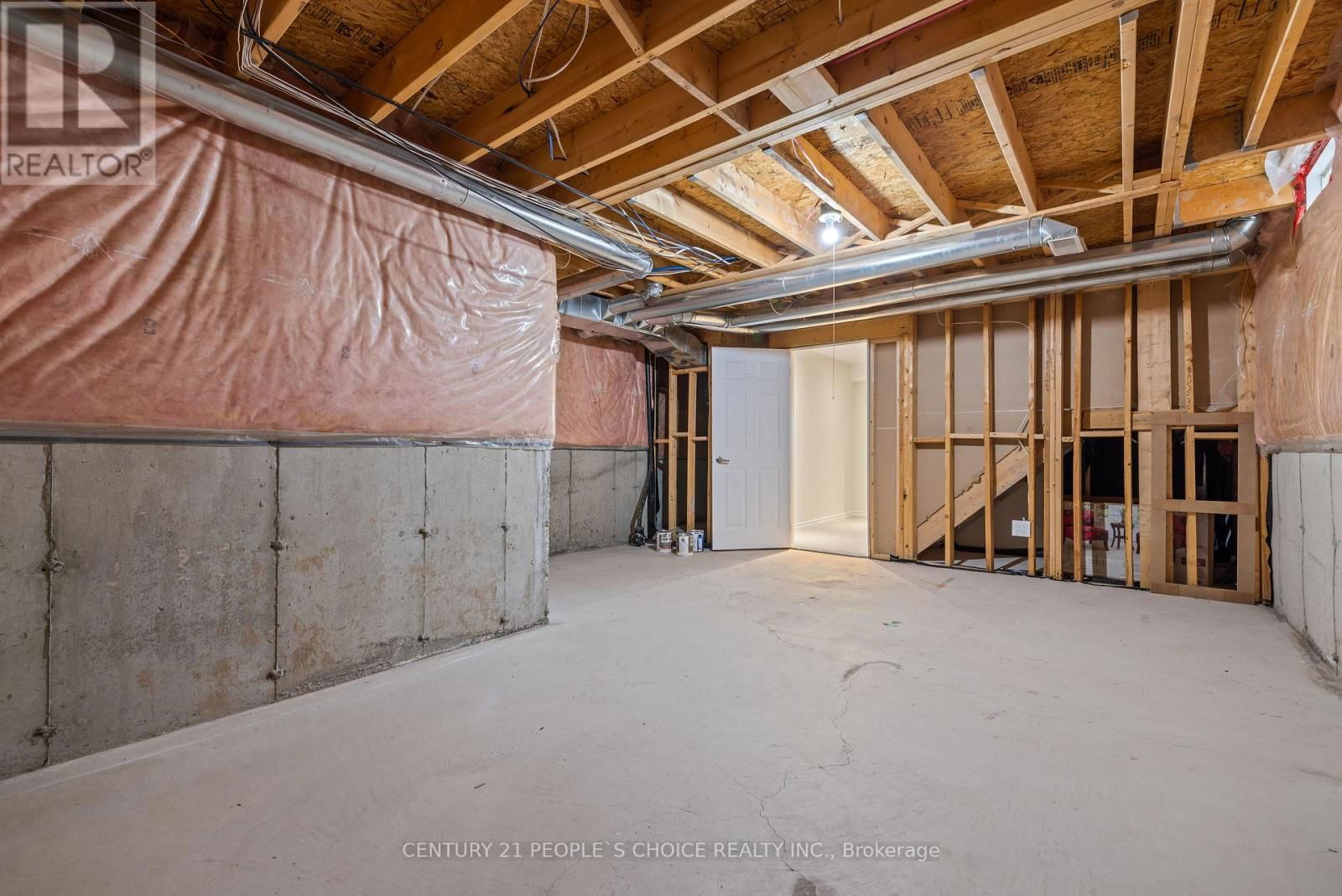 2490 VALLEYRIDGE DRIVE Image 43