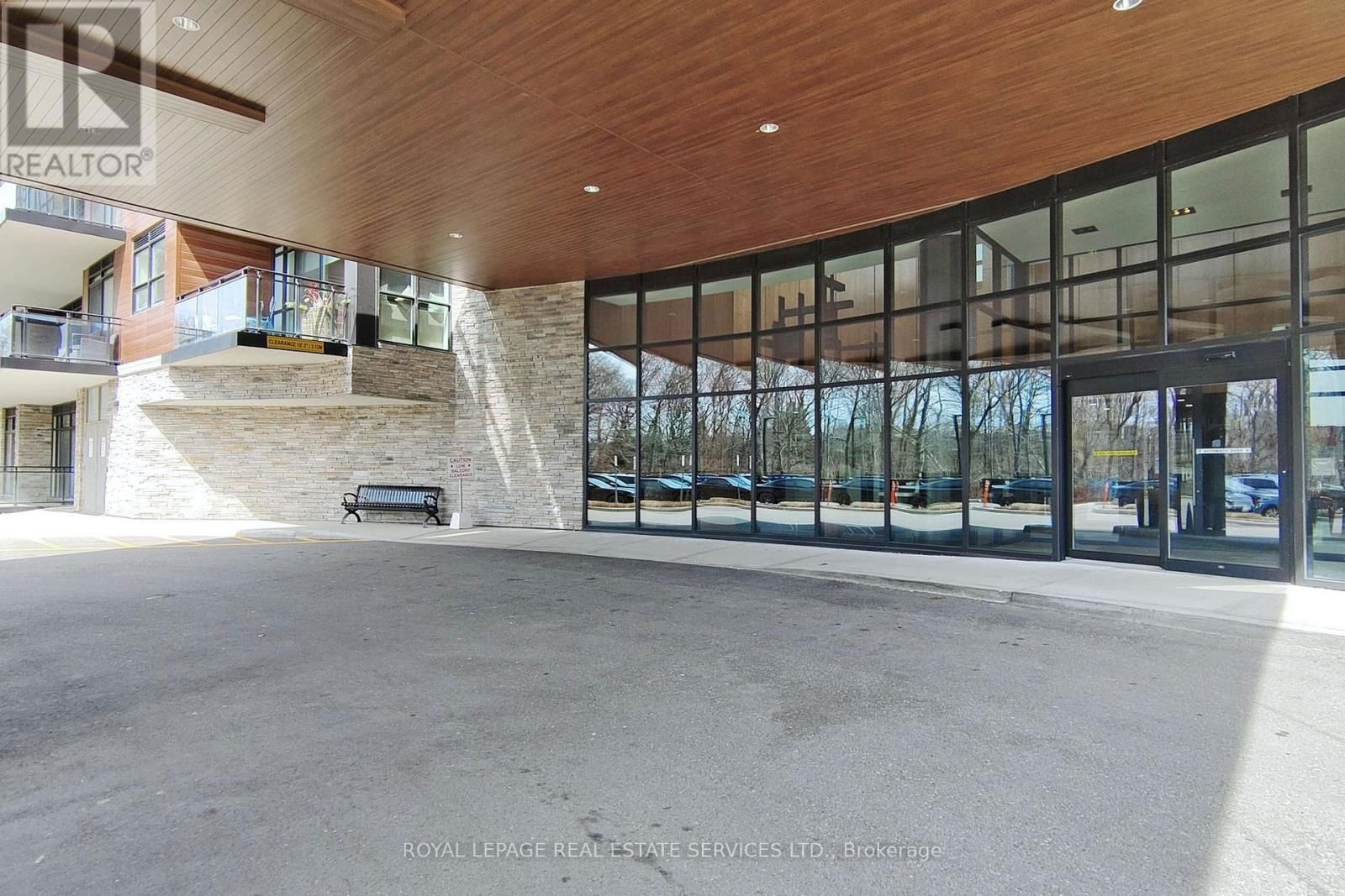 135 - 1575 LAKESHORE ROAD WEST Image 30
