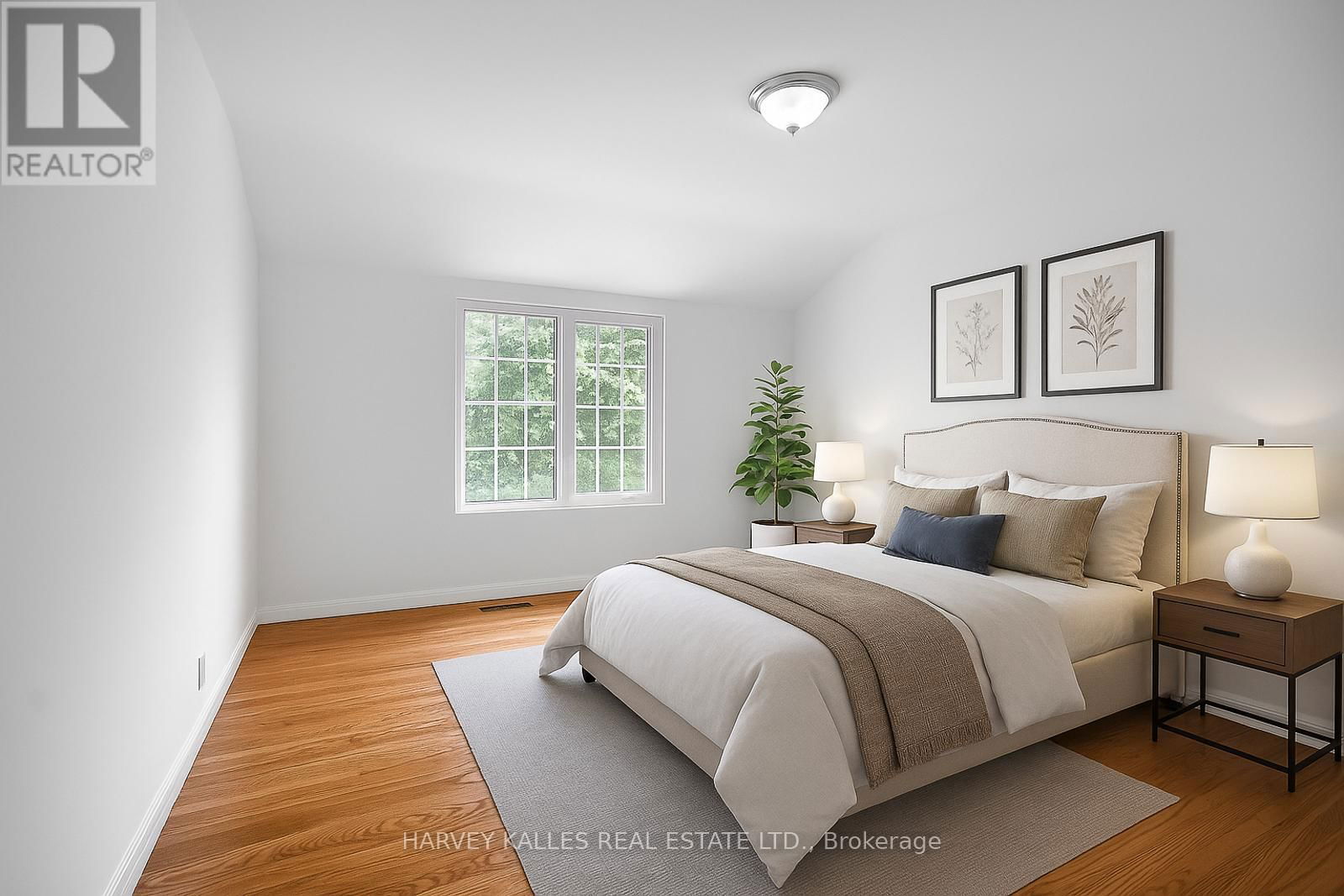 785 GLENLEVEN CRESCENT Image 36