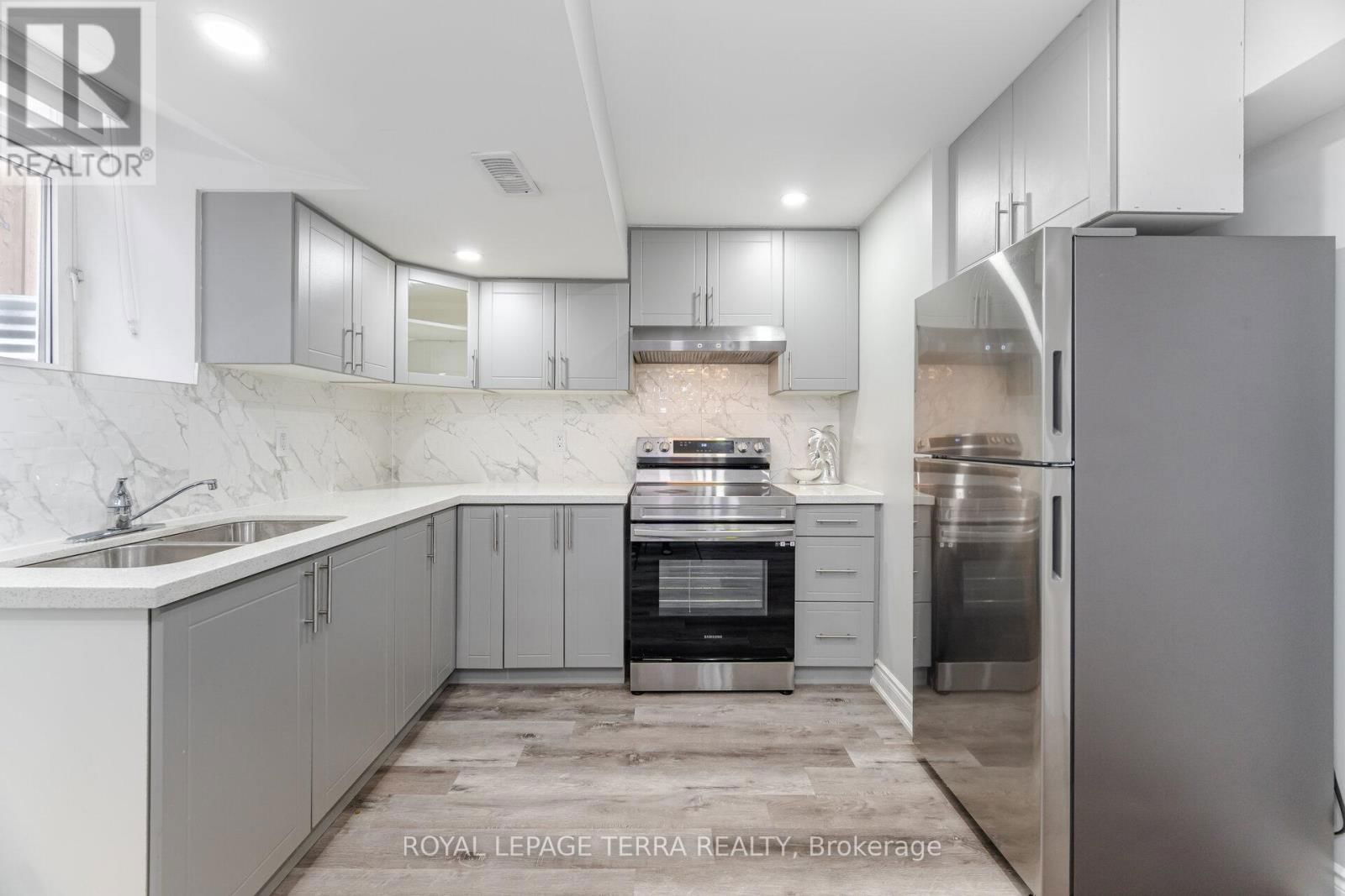 47 COBRIZA CRESCENT Image 43