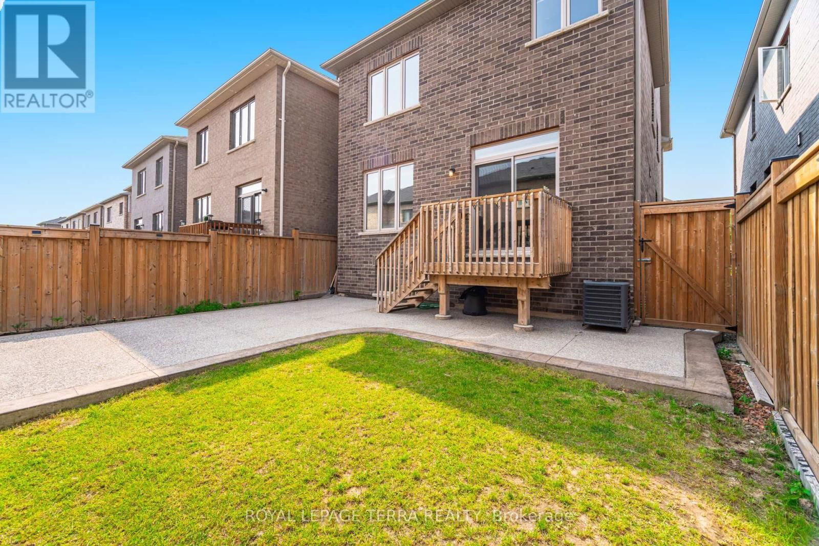 47 COBRIZA CRESCENT Image 50