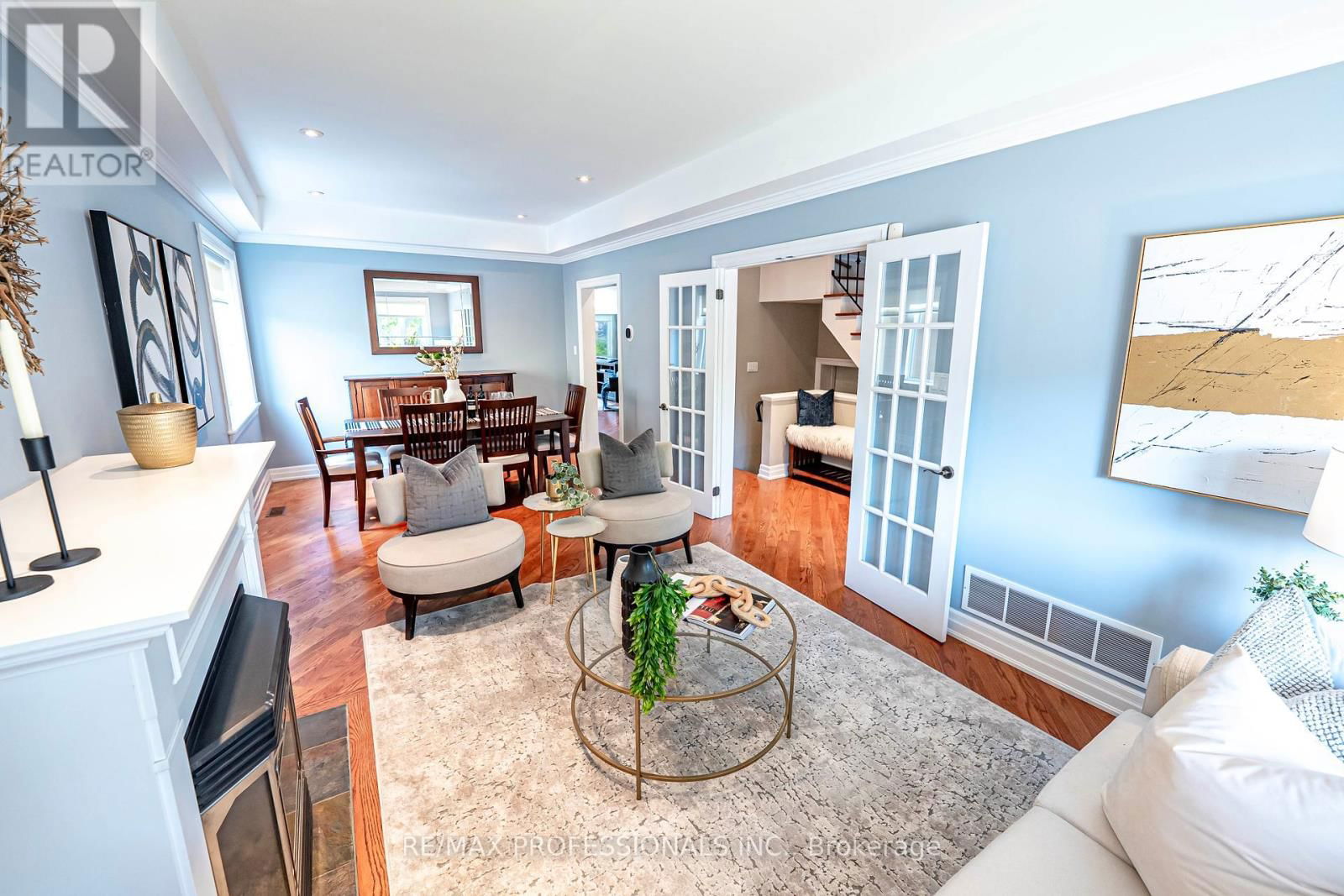 116 LAKE SHORE DRIVE Image 10