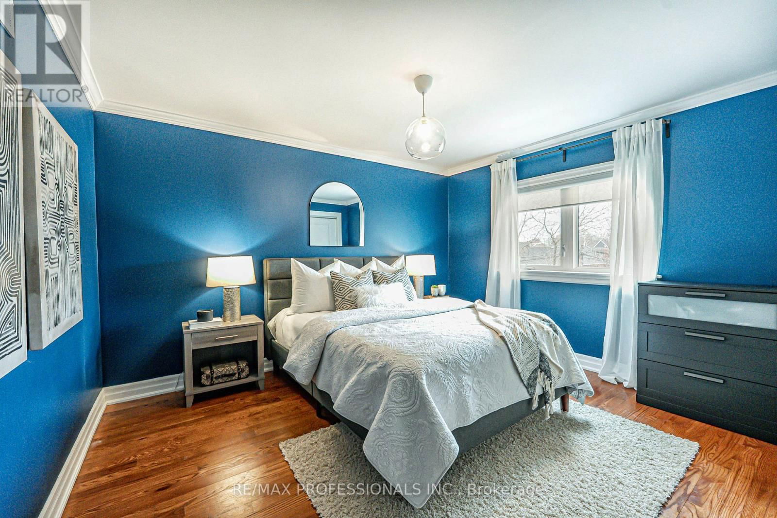 116 LAKE SHORE DRIVE Image 29