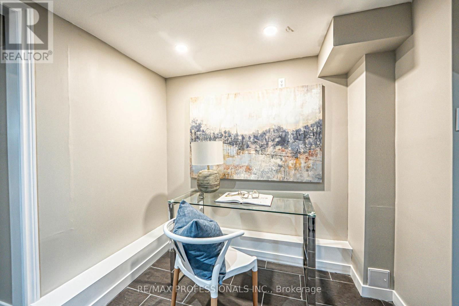 116 LAKE SHORE DRIVE Image 35