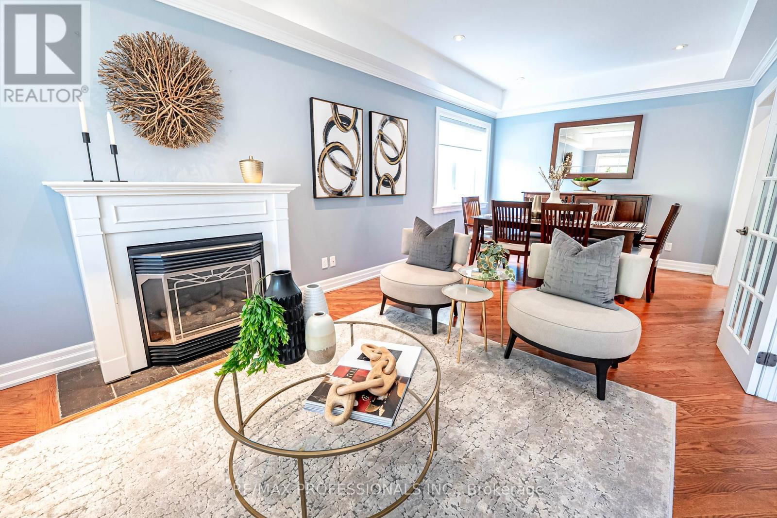 116 LAKE SHORE DRIVE Image 9