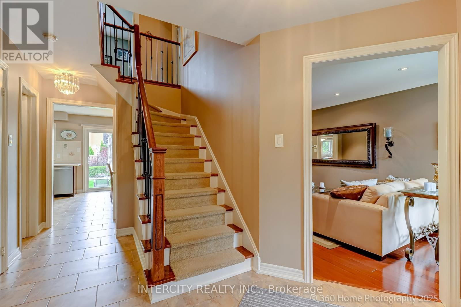 539 LANGPORT COURT Image 16
