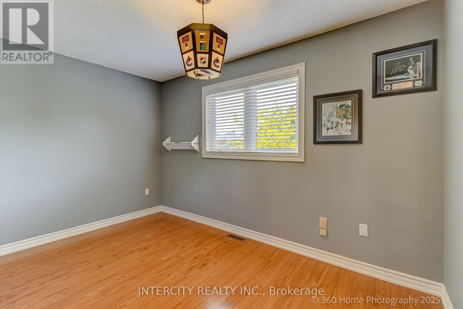 539 LANGPORT COURT Image 23