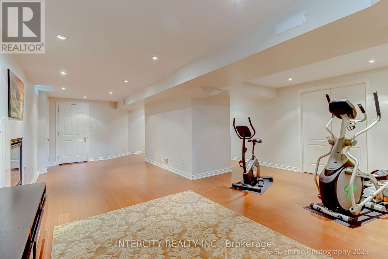 539 LANGPORT COURT Image 30