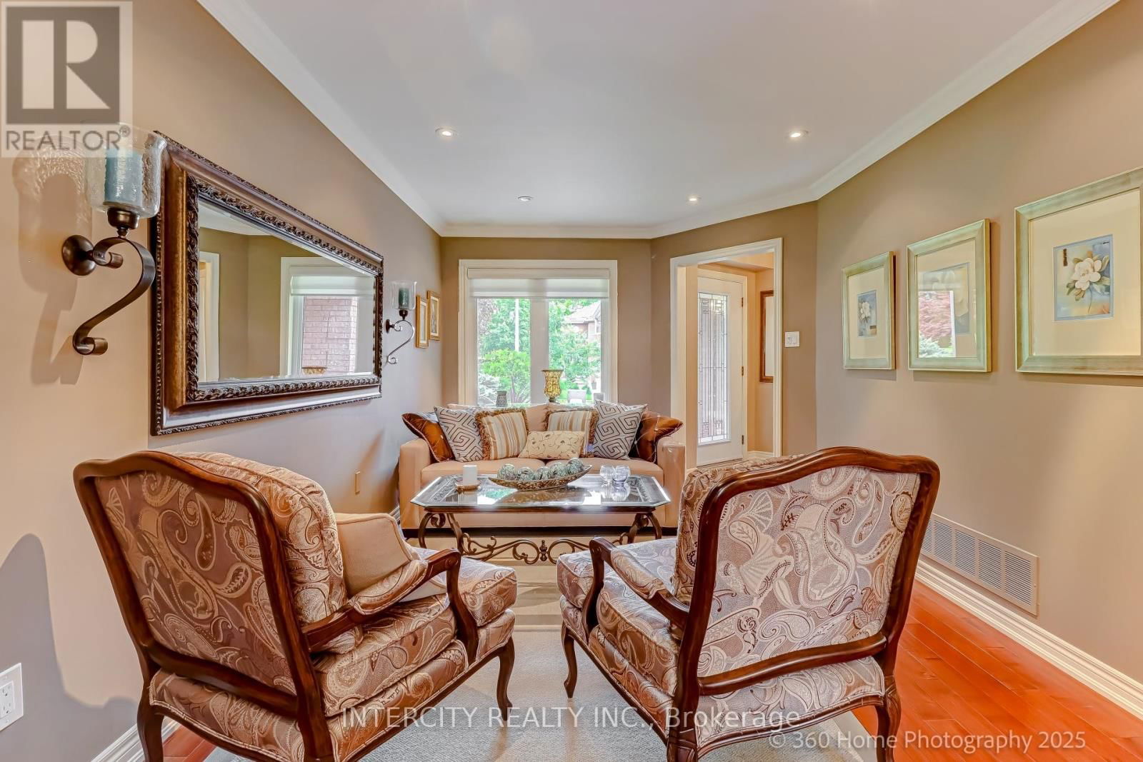 539 LANGPORT COURT Image 9