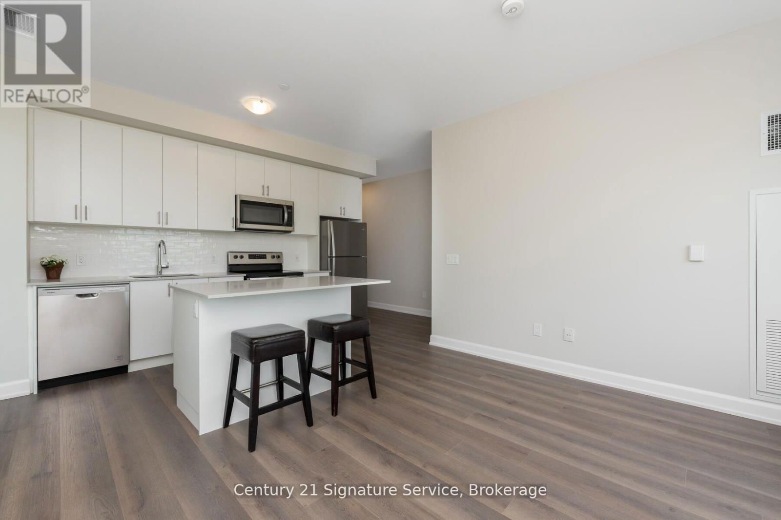 614 - 3220 WILLIAM COLTSON AVENUE Image 21