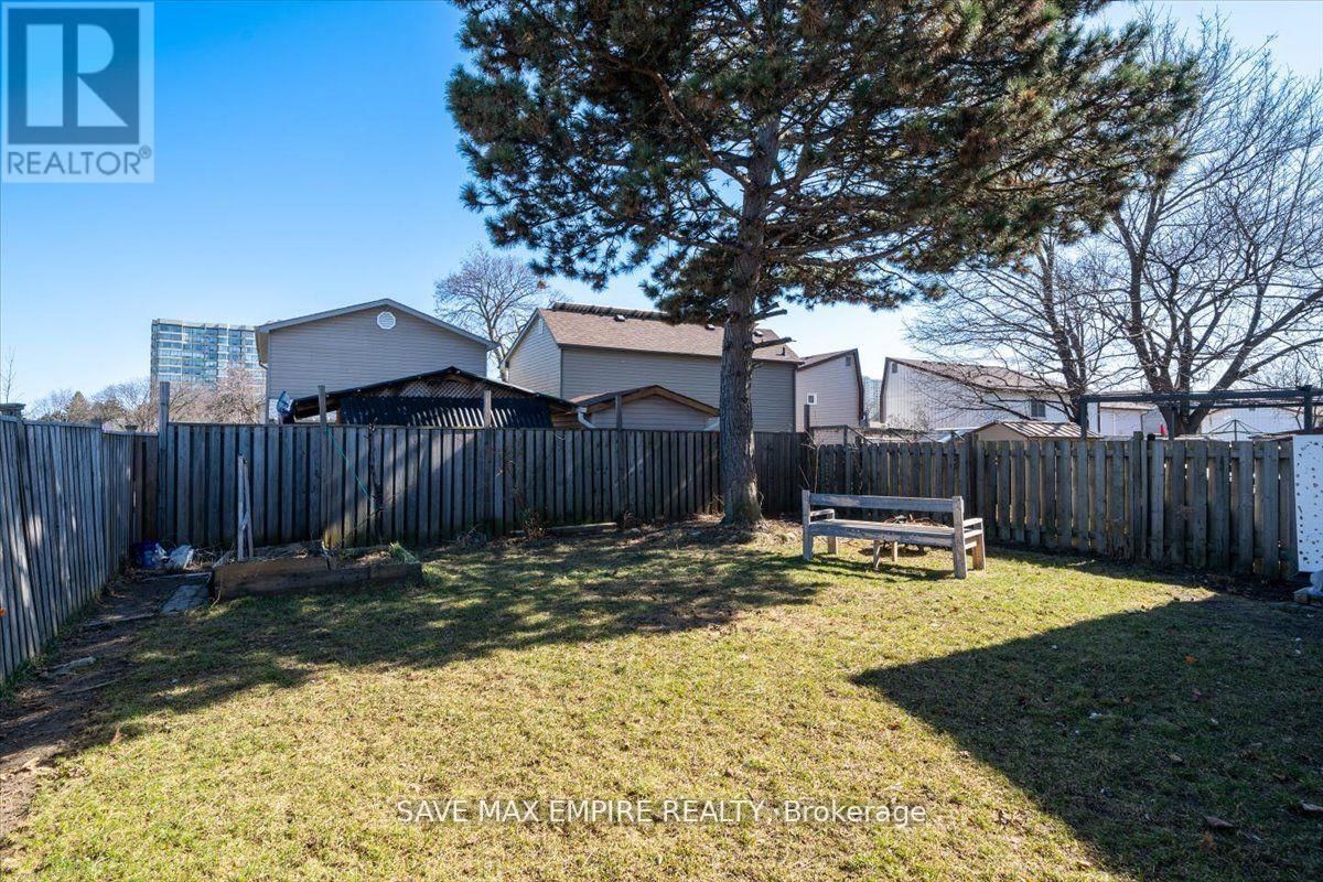 18 HASTING SQUARE Image 34