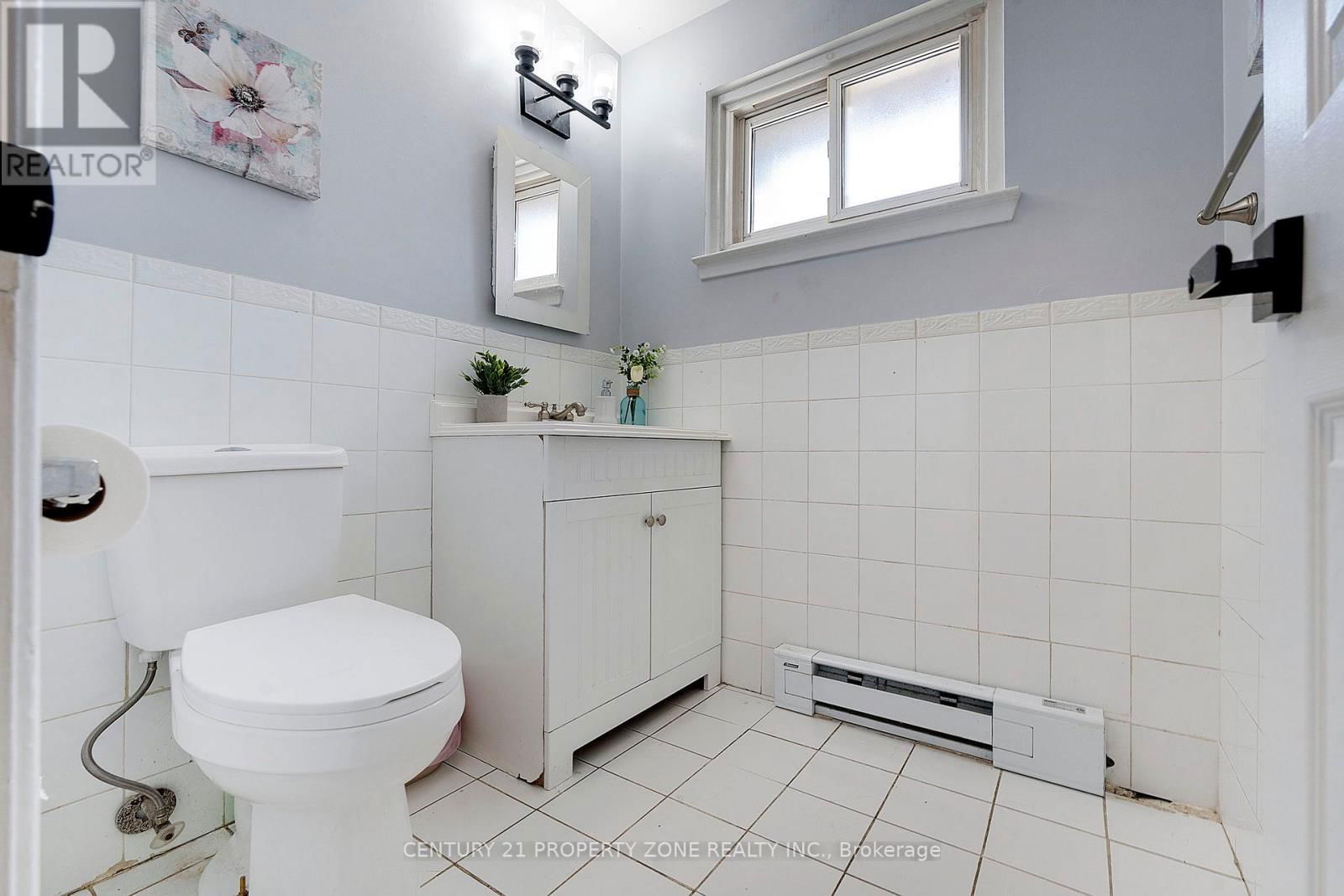 55 DARRAS COURT Image 12