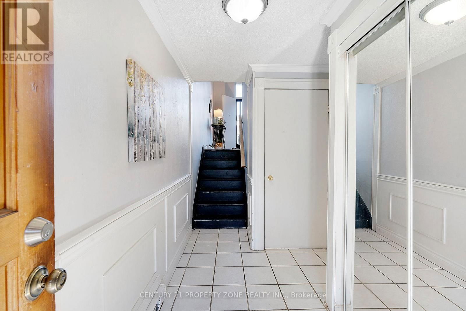 55 DARRAS COURT Image 3