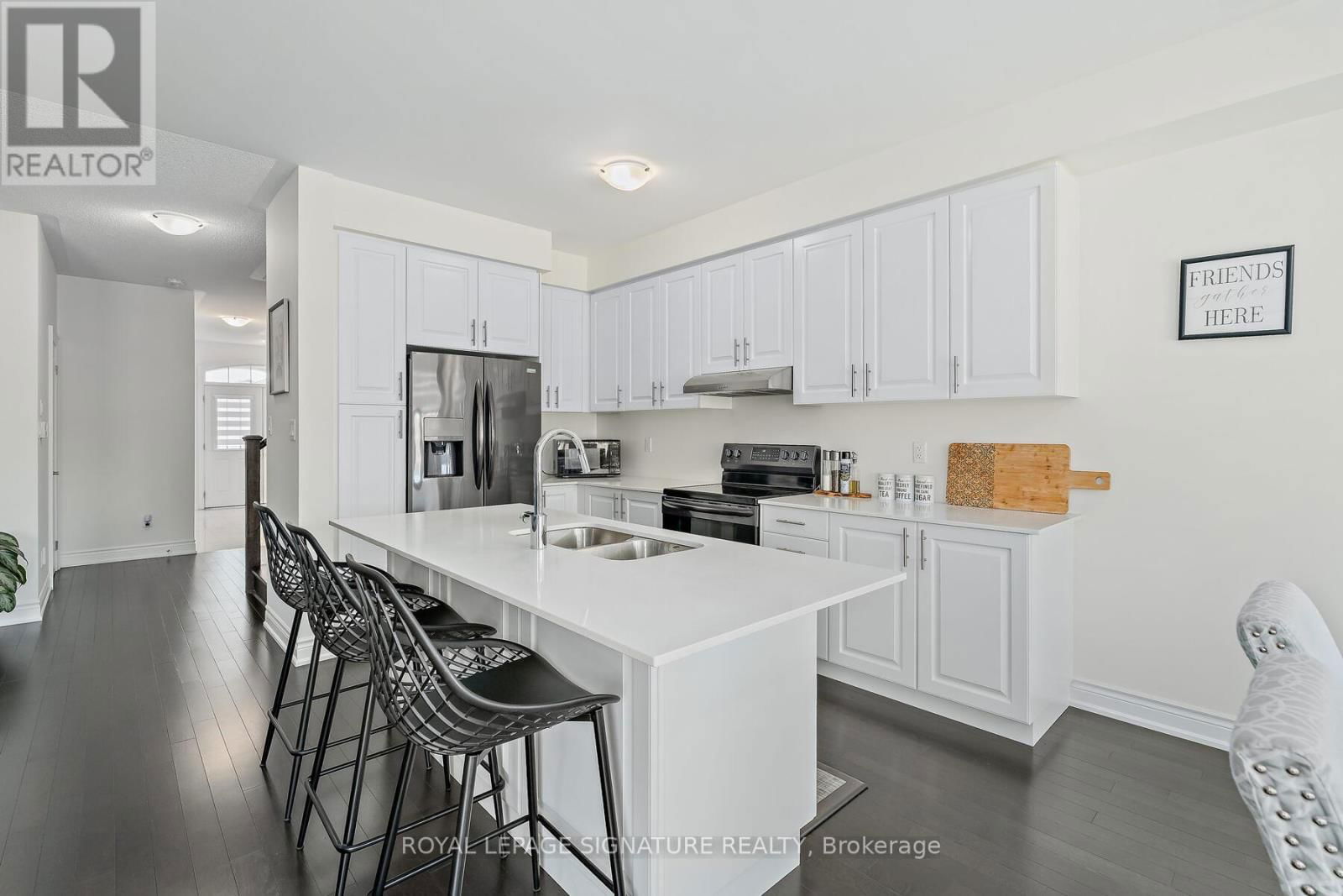 21 VINEYARD DRIVE Image 11
