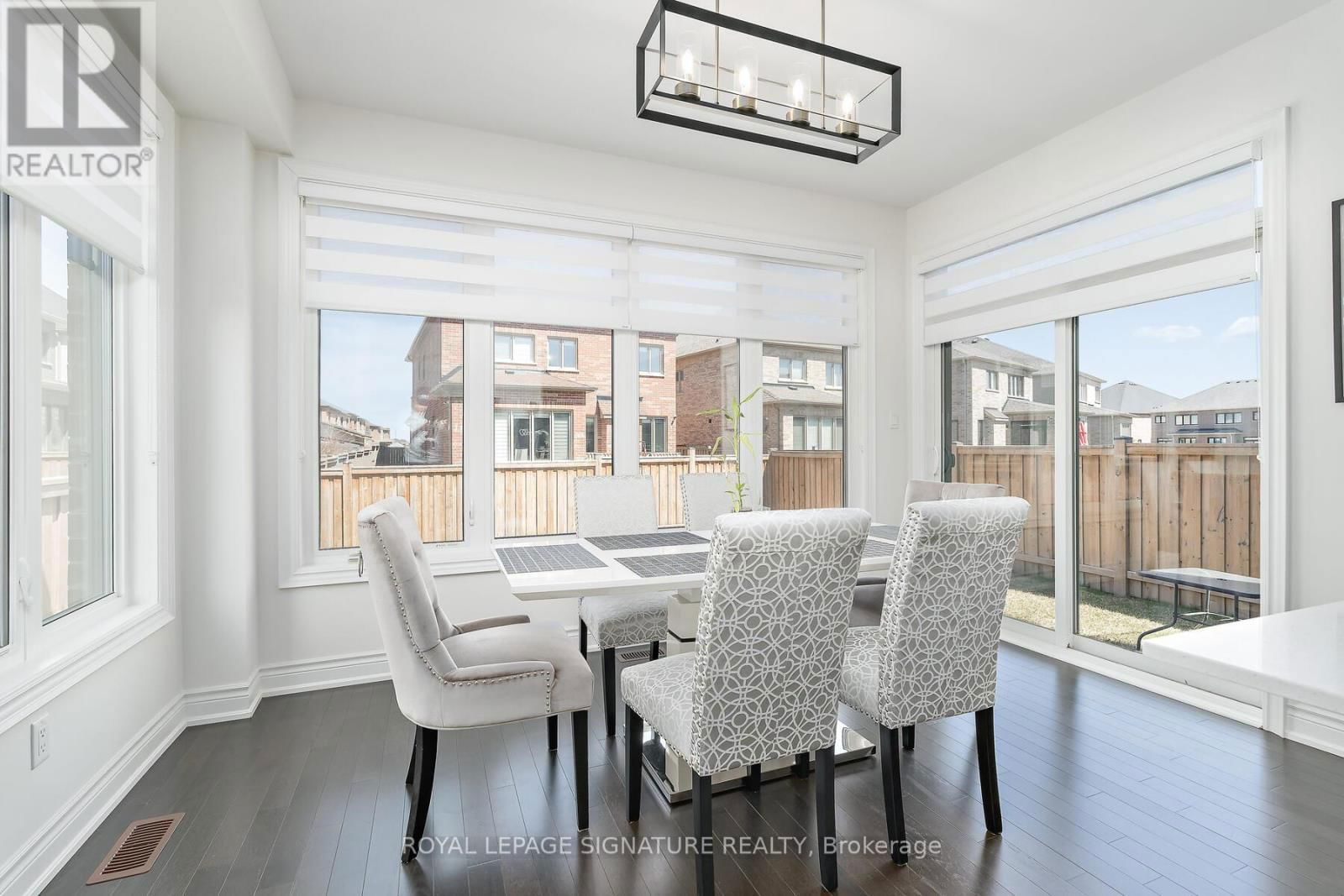 21 VINEYARD DRIVE Image 16